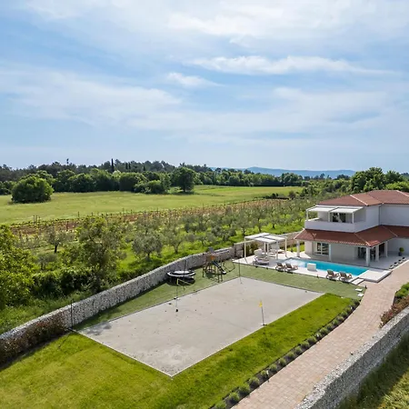 Corsa By Istria Lux فيلة Barban